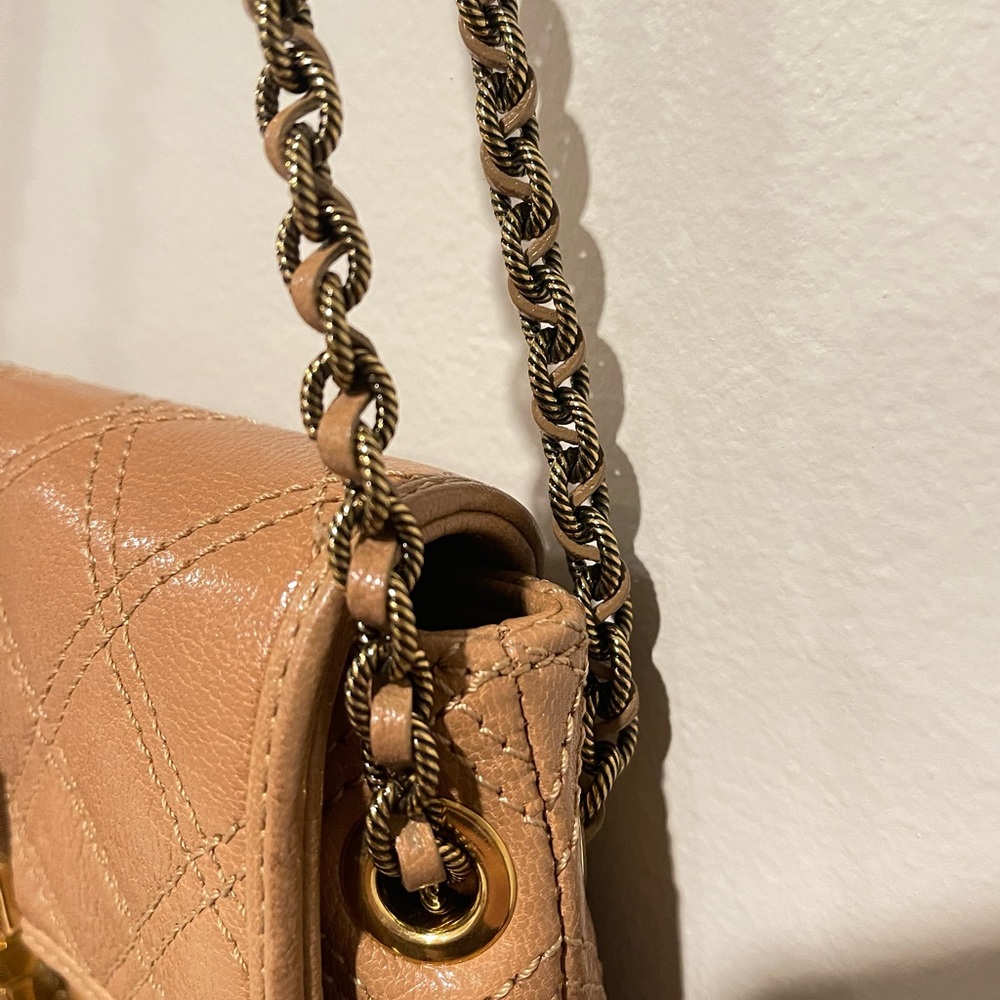 ❤️‍🔥 MARC JACOBS The Single Baroque Quilted Small Bag, Nude - Picture 10 of 10